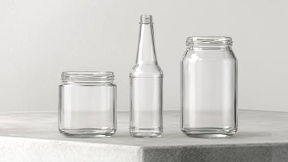 Frascos de alimentos sin contenido.